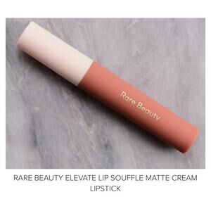 Rare Beauty Elevate Mat Cream Lip Souffle.